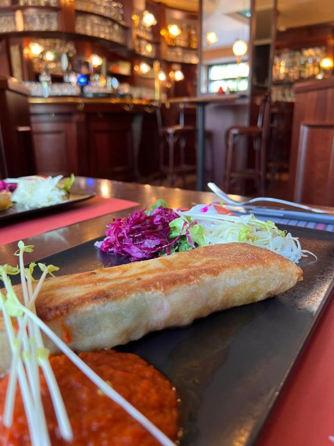 Hotel Restaurant Lamy 特鲁瓦维耶日 外观 照片